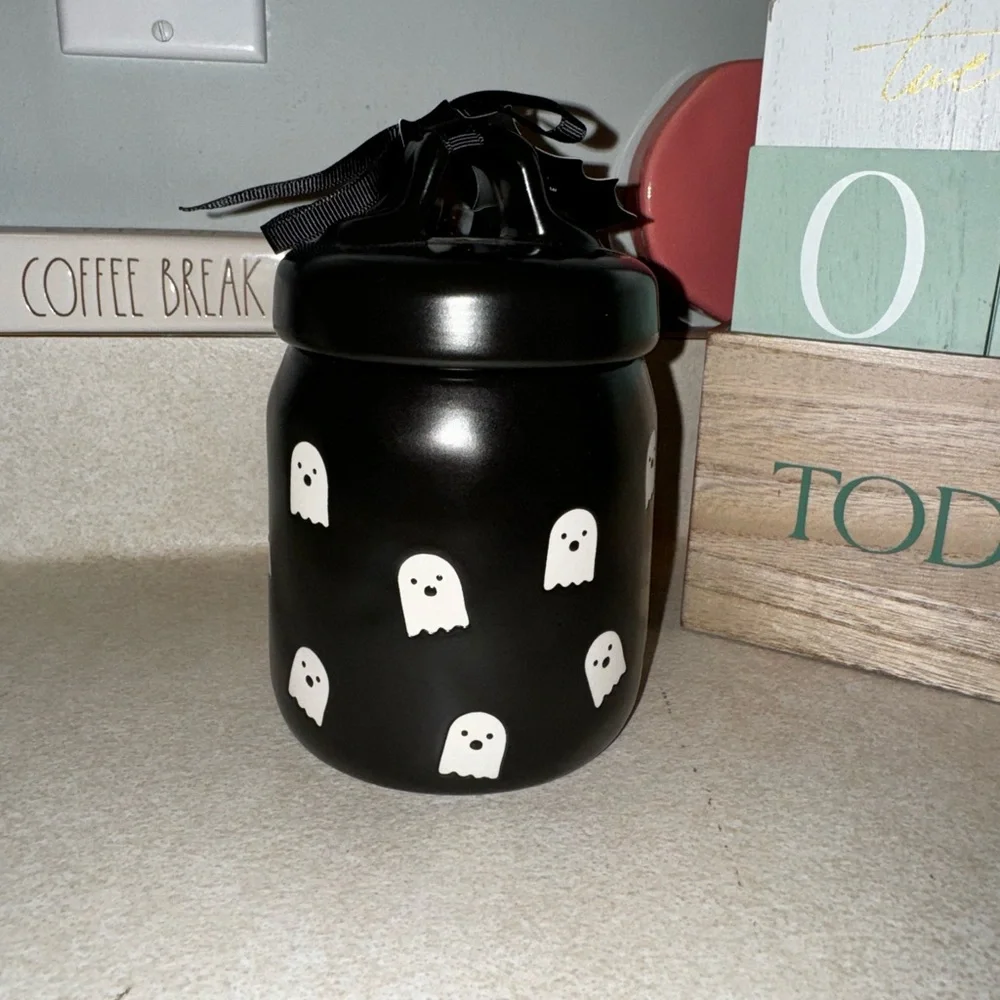 Rae Dunn baby boo canister - yes
